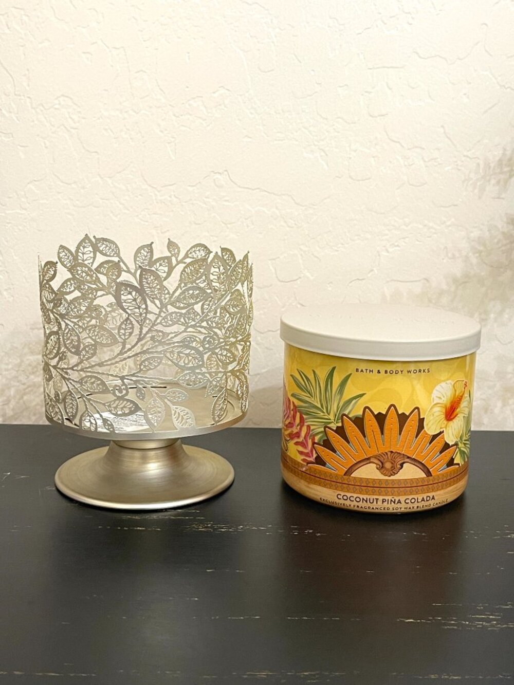 New Bathe & Body Works Candle and Pedestal Holder 3 Wick Coconut Pina Colada
